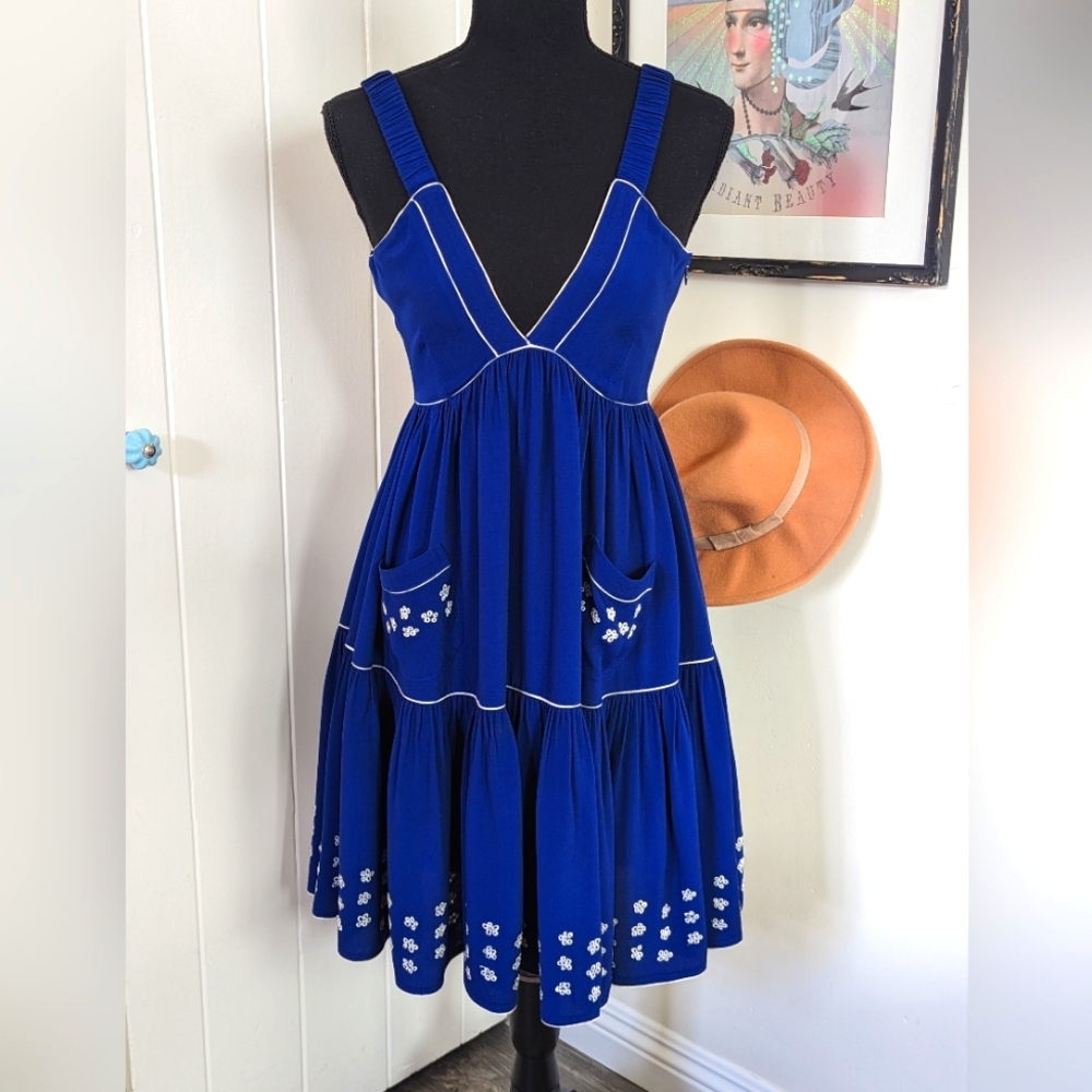 Alice McCall Royal Blue V-Neck Embroidered Eyelet Swing Dress sz 8